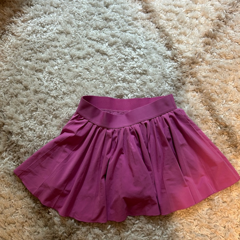 Aritzia Movetech Swish Micro Skirt